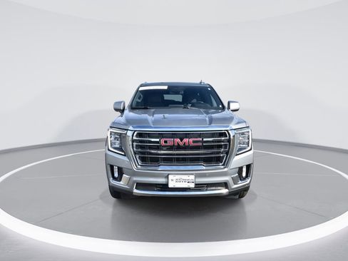 Used 2023 GMC Yukon SLT image 3