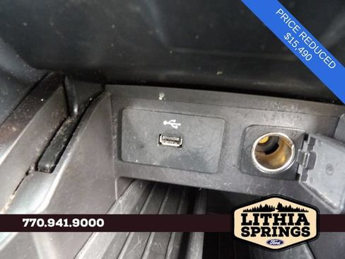 Certified 2018 Ford Explorer XLT FWD image 18