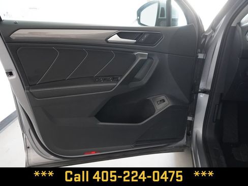 Used 2024 Volkswagen Tiguan SE FWD image 14