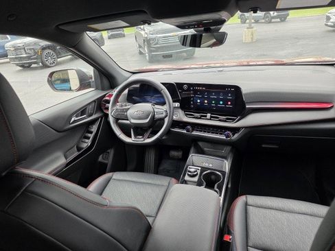 Used 2025 Chevrolet Equinox RS w/ Safety and Technology Package image 4