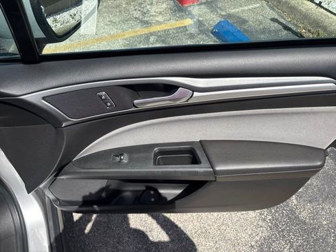 Used 2013 Ford Fusion S FWD image 43