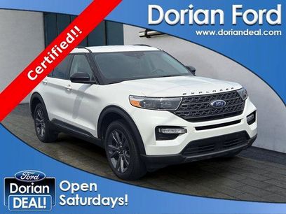 Certified 2023 Ford Explorer XLT w/ Equipment Group 202A
