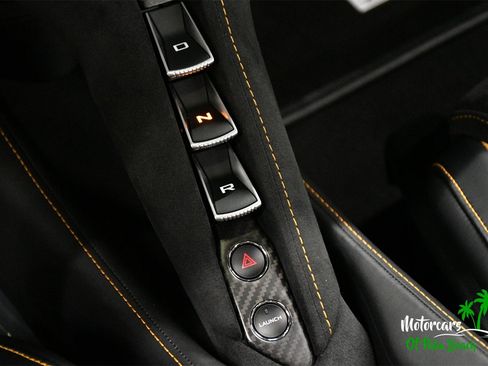 Used 2023 McLaren 720S Spider image 47