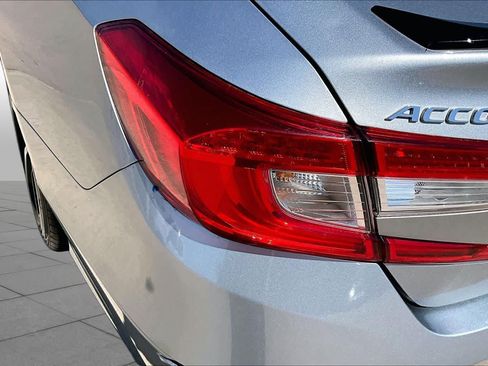 Used 2022 Honda Accord Sport image 26