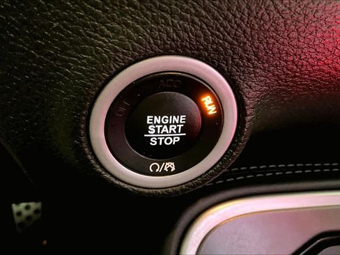 Used 2020 Dodge Challenger R/T RWD image 26