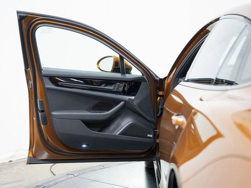 Certified 2024 Porsche Panamera image 20