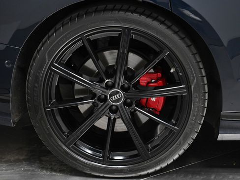 Used 2022 Audi S8 image 54