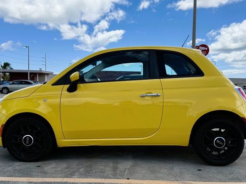 Used 2013 FIAT 500 Pop FWD image 2