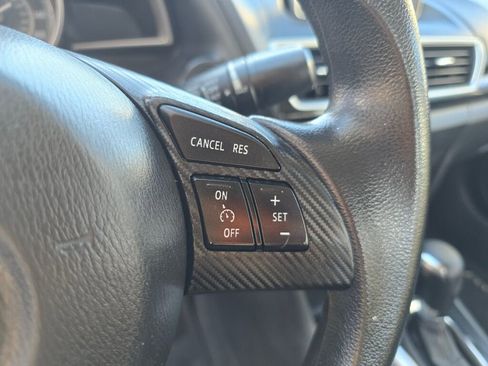 Used 2015 MAZDA MAZDA3 i Sport image 24