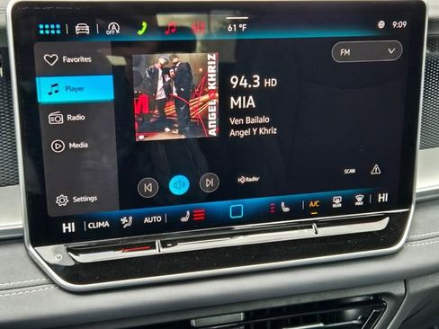 New 2026 Volkswagen Tiguan SE R-Line image 17