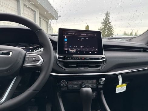 New 2026 Jeep Compass Limited image 13