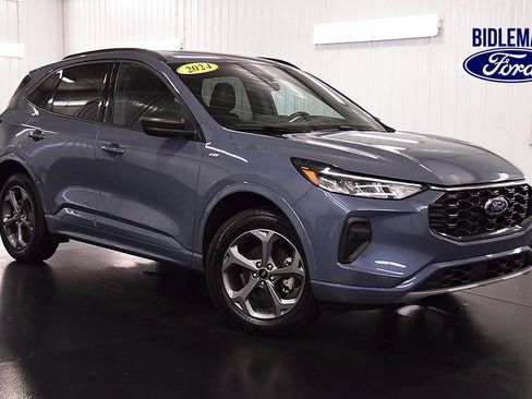 Used 2024 Ford Escape ST-Line w/ Tech Pack #1 AWD/4WD image 1