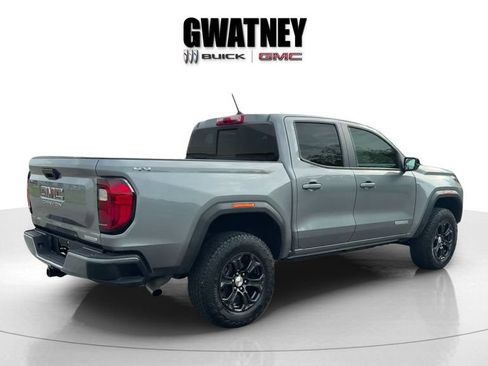 Used 2023 GMC Canyon Elevation w/ Convenience Package AWD/4WD image 5