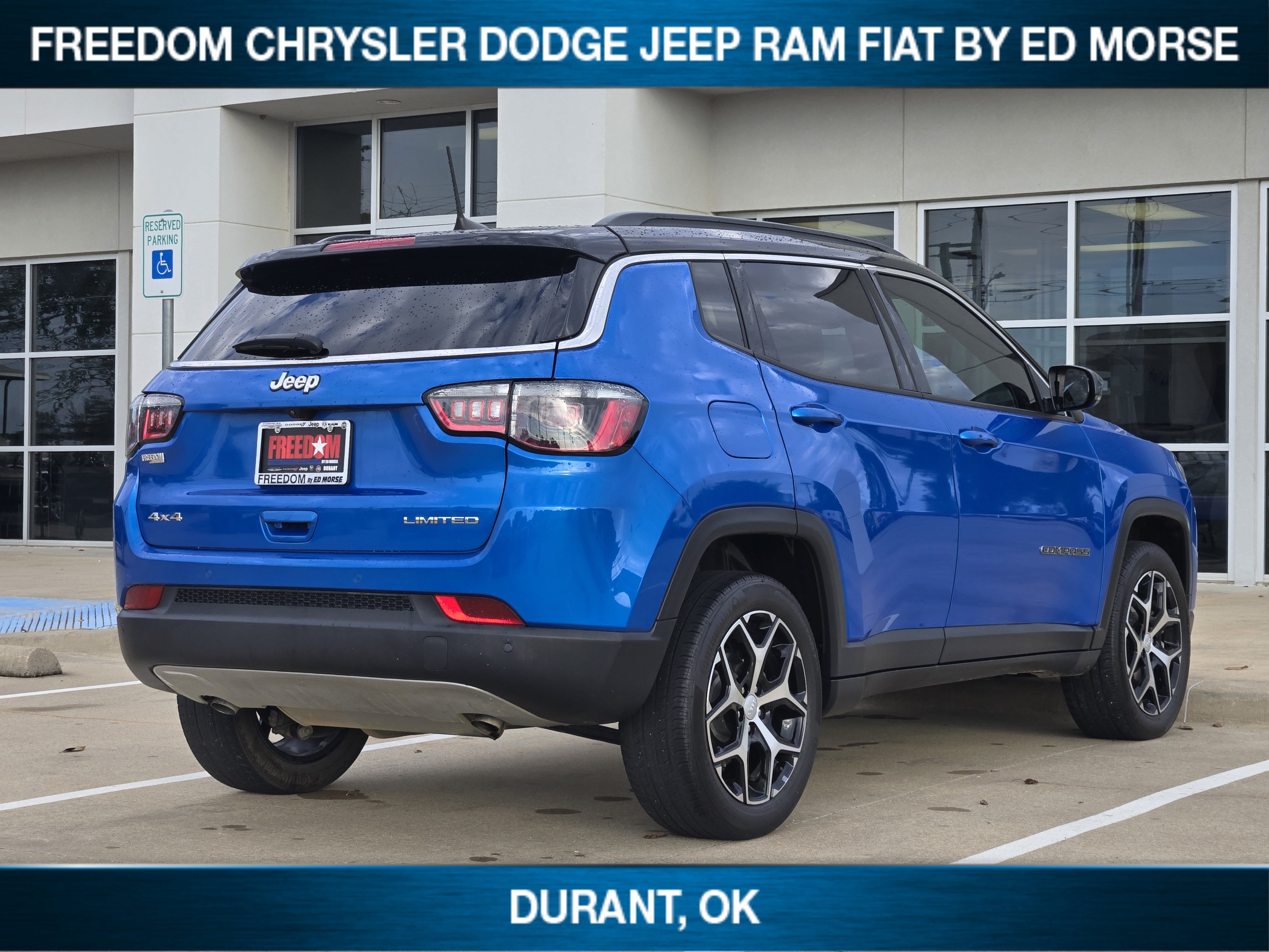Used 2024 Jeep Compass Limited AWD/4WD image 4
