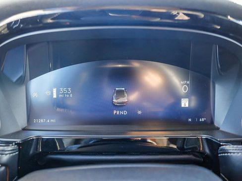 Used 2024 Lincoln Corsair Reserve w/ Equipment Group 201A image 23