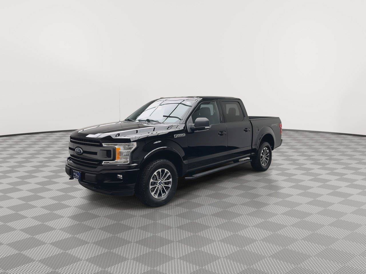 Certified 2018 Ford F150 XLT w/ Equipment Group 302A Luxury AWD/4WD image 37