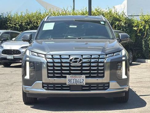 Used 2023 Hyundai Palisade Calligraphy w/ Cargo Package FWD image 9