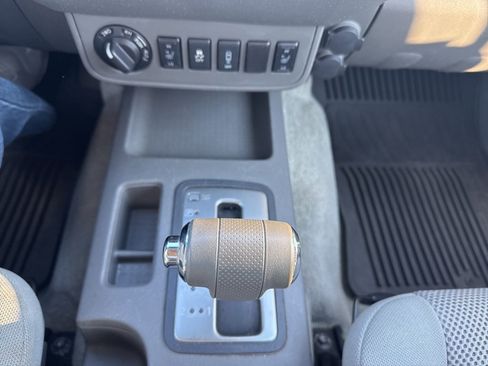 Used 2014 Nissan Frontier SV w/ SV Value Truck Package image 25