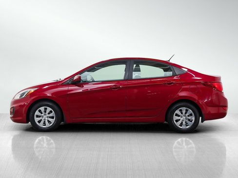 Used 2015 Hyundai Accent GLS w/ Option Group 02 image 2