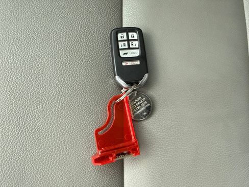 Used 2017 Honda Odyssey EX-L image 56