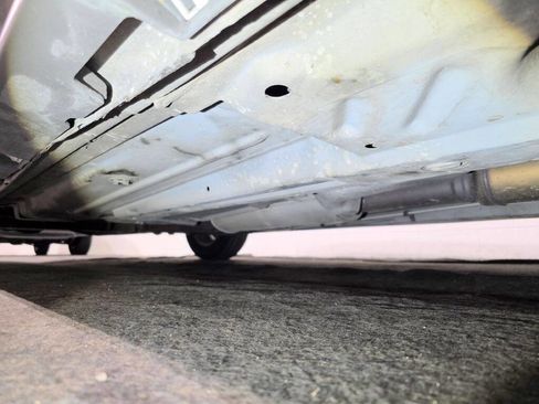 Used 2004 Buick Le Sabre Limited image 40