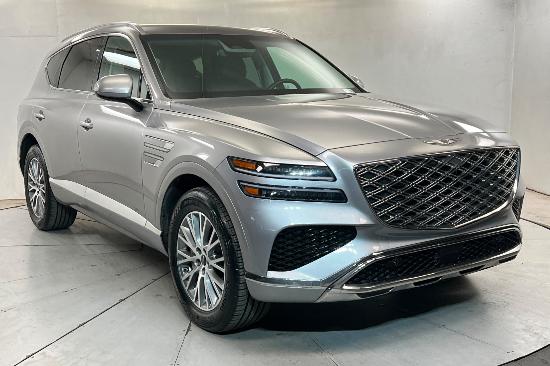 Used 2025 Genesis GV80 2.5T Standard AWD/4WD image 8