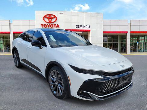 New 2026 Toyota Crown Limited image 2