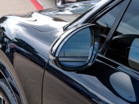 Used 2019 Porsche Cayenne AWD/4WD image 47