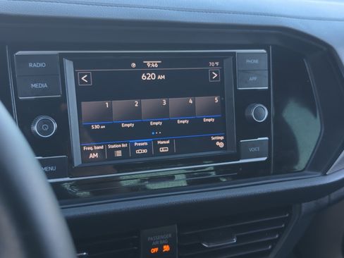 Certified 2024 Volkswagen Jetta Sport image 26