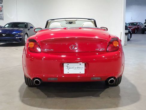 Used 2005 Lexus SC 430 Convertible image 10