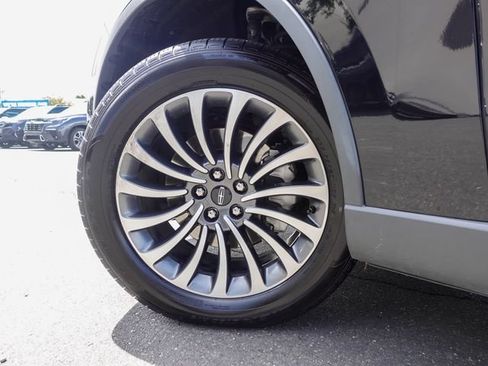 Used 2020 Lincoln Aviator Reserve w/ Equipment Group 201A AWD/4WD image 10