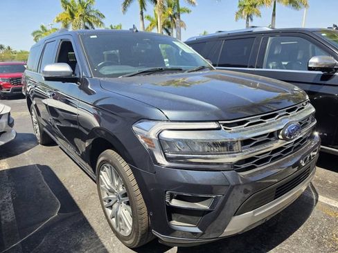 Used 2024 Ford Expedition Max Platinum RWD image 2