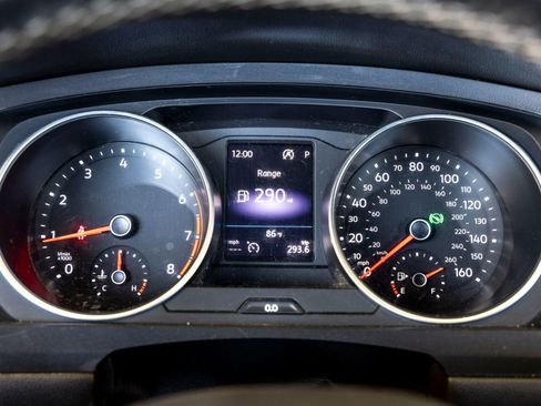 Used 2020 Volkswagen Tiguan SE R-Line w/ 3rd Row Seat Package AWD/4WD image 12