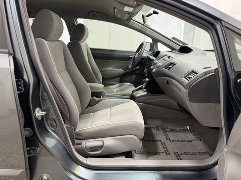 Used 2010 Honda Civic LX image 25