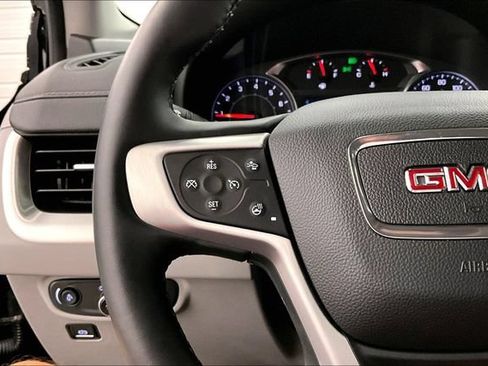 Used 2024 GMC Terrain SLT AWD/4WD image 26