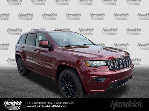 Used 2021 Jeep Grand Cherokee Laredo X image 1