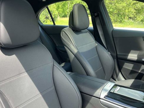 Certified 2025 Mercedes-Benz C 300 4MATIC Sedan image 38