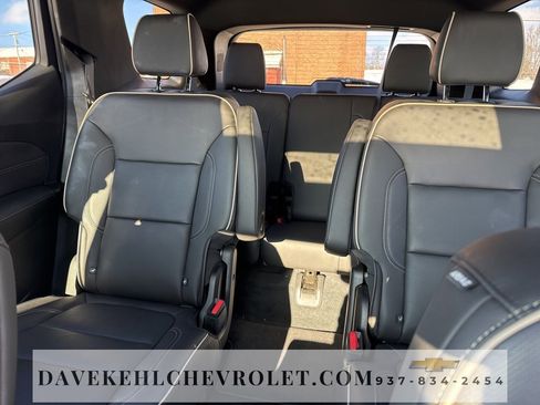 Used 2023 Chevrolet Traverse Premier image 22