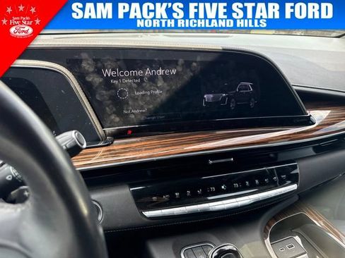 Used 2022 Cadillac Escalade ESV Premium Luxury w/ Performance Package AWD/4WD image 9