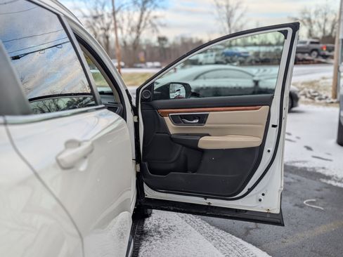 Used 2017 Honda CR-V Touring image 43