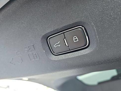 Used 2025 Ford Expedition Max Active AWD/4WD image 14