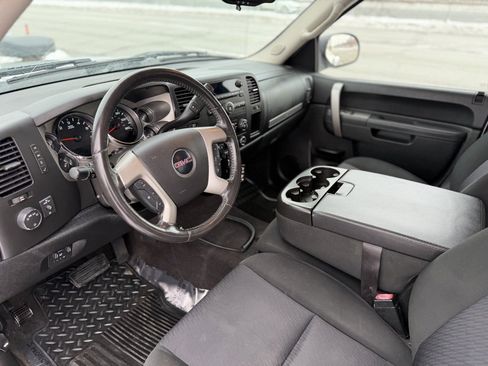 Used 2010 GMC Sierra 2500 SLE w/ SLE Preferred Package image 16