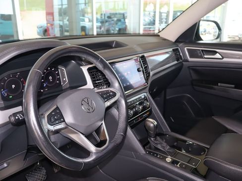 Used 2021 Volkswagen Atlas SEL FWD image 18