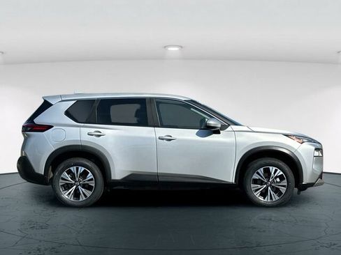 Used 2023 Nissan Rogue SV AWD/4WD image 7