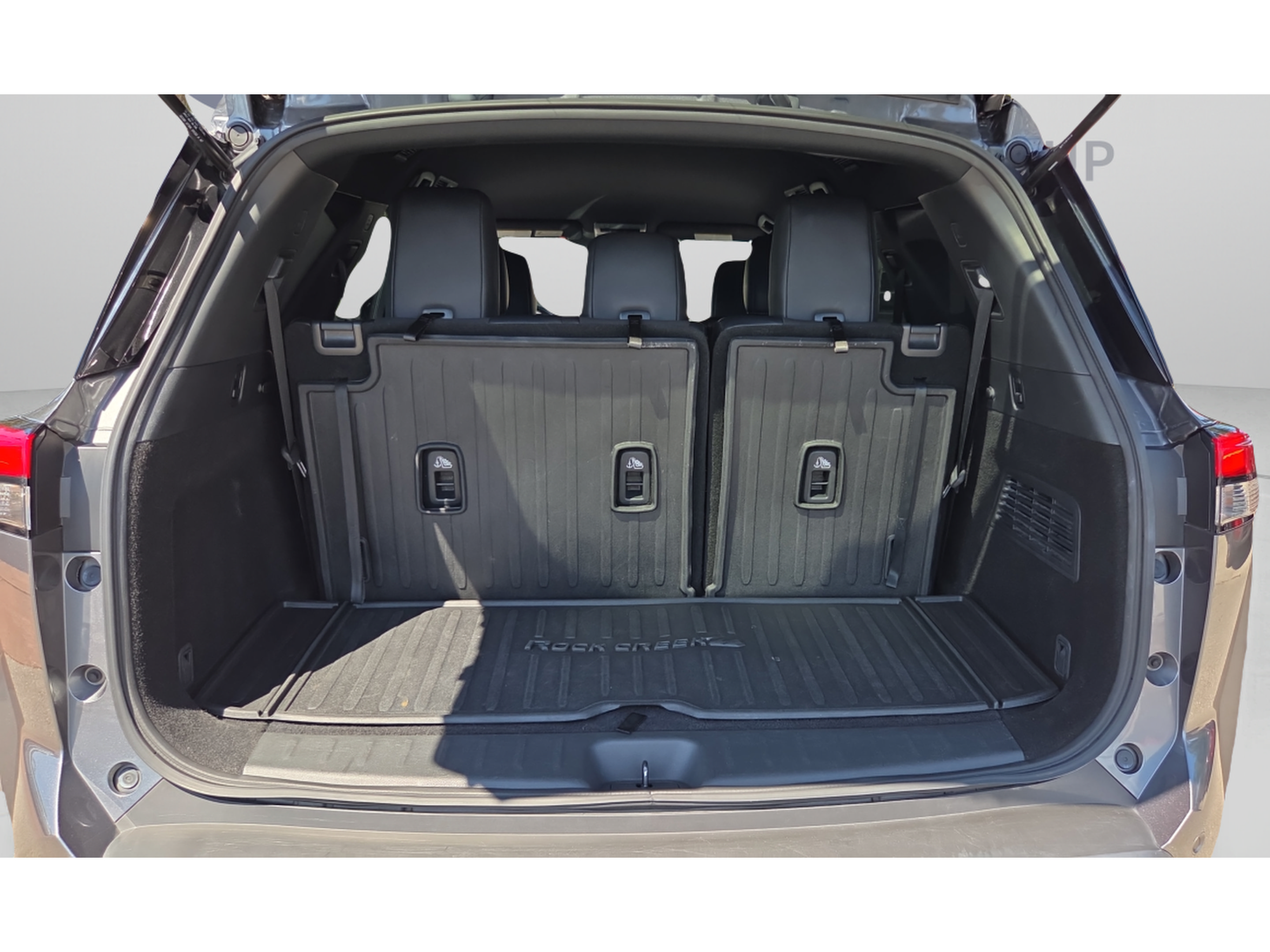 Used 2024 Nissan Pathfinder Rock Creek AWD/4WD image 14