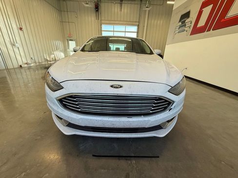 Used 2018 Ford Fusion SE w/ Equipment Group 201A image 9