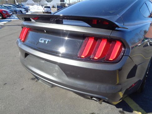 Used 2016 Ford Mustang GT image 22