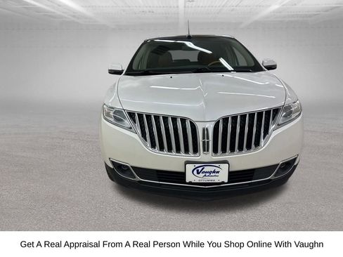Used 2014 Lincoln MKX AWD w/ Equipment Group 101A image 5