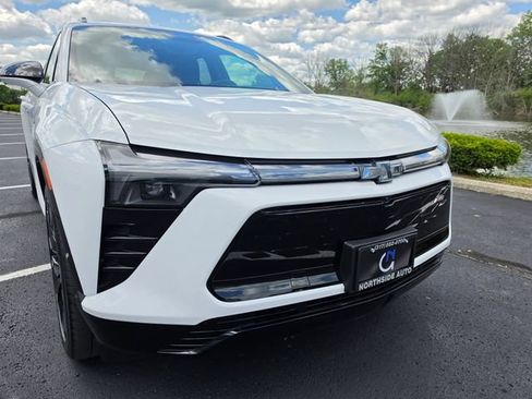 Used 2024 Chevrolet Blazer EV RS AWD/4WD image 15