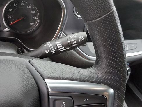 Used 2025 Chevrolet Blazer LT FWD image 24